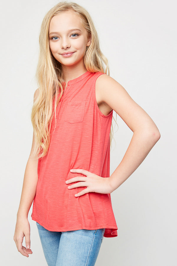 G3310 Cherry Two Pocket Sleeveless Tunic Front 2