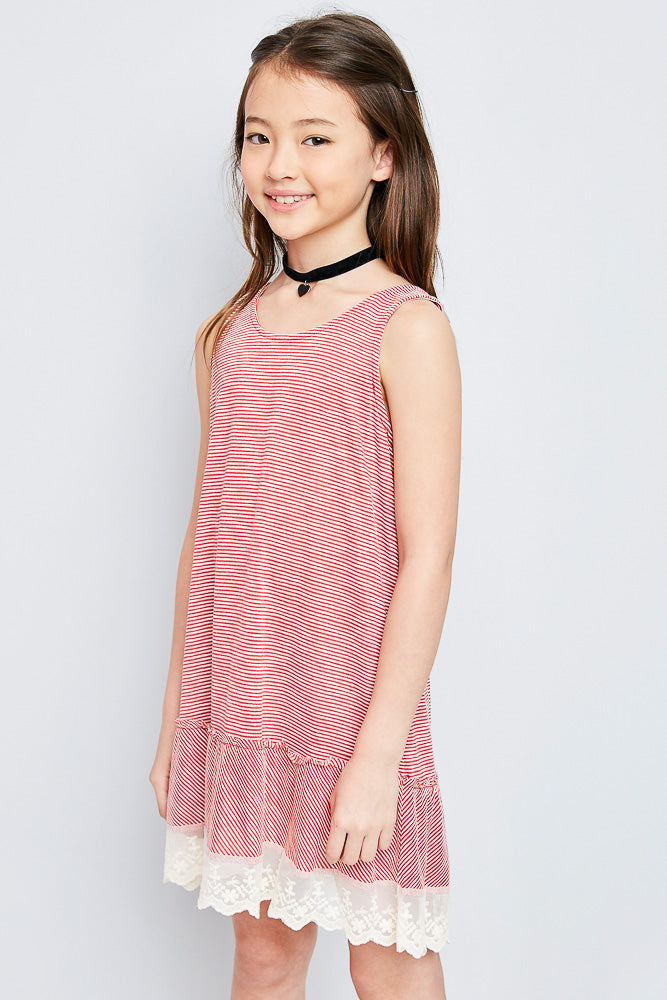 G3478 Red Ruffled Lace Tank Side