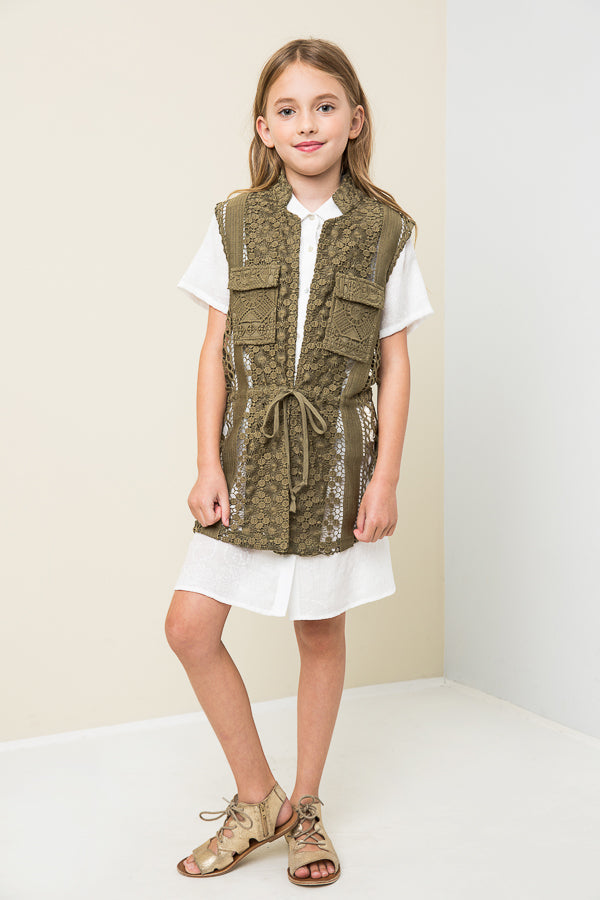 G3810 Army Sleeveless Lace Vest Full Body