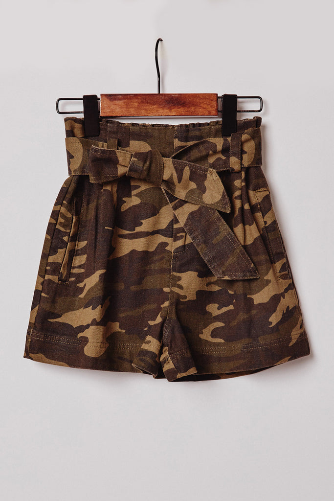 G9090-CAMO Belted Paperbag Shorts Alternate Angle