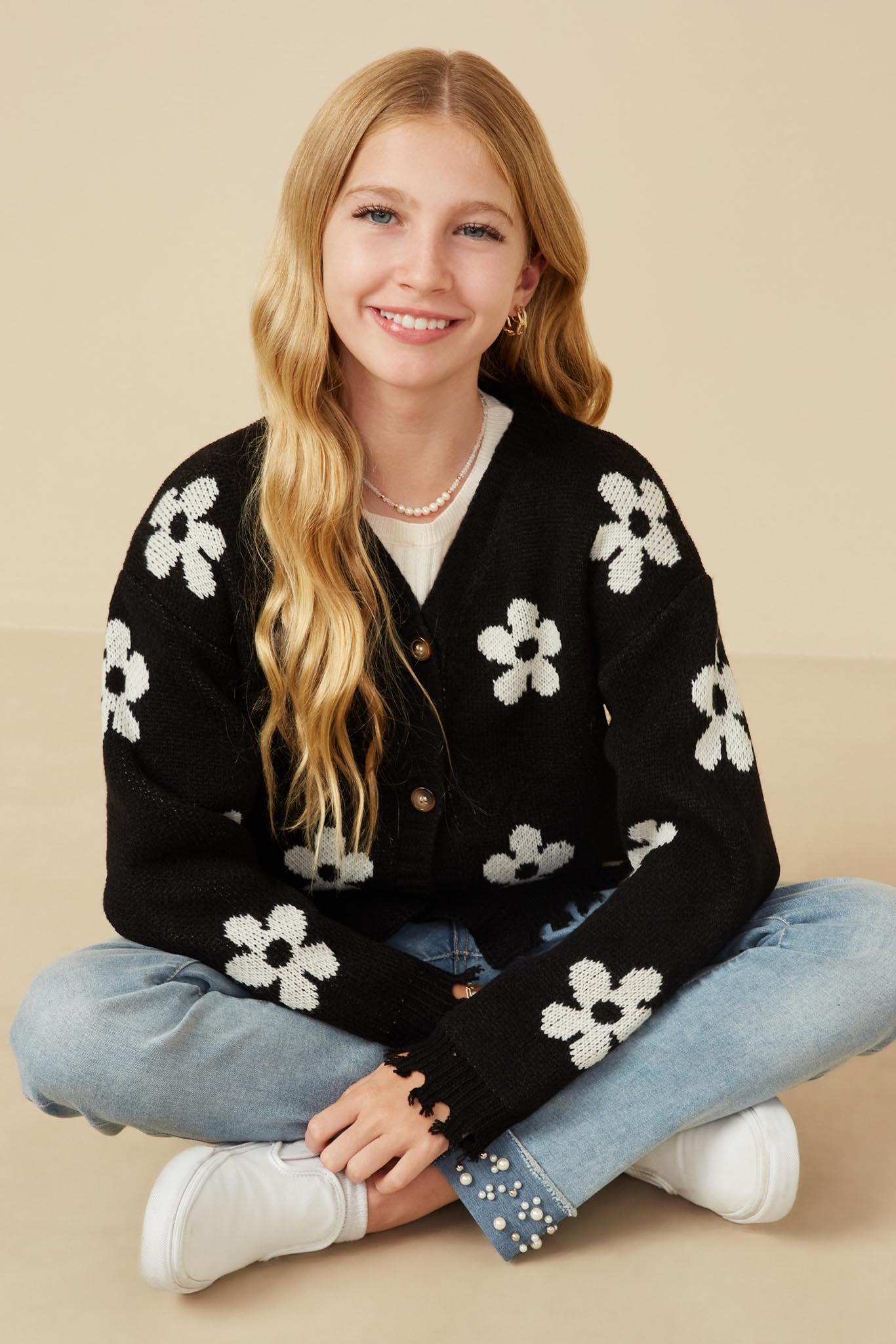 Acheter Cardigan tricoté Vintage avec broderie de fleurs pour femme, pull col en v, court, couleur unie, Y2K, automne hiver, 23195 Acheter Cardigan tricoté Vintage avec broderie de fleurs pour femme, pull col en v, court, couleur unie, Y2K, automne hiver, 23195