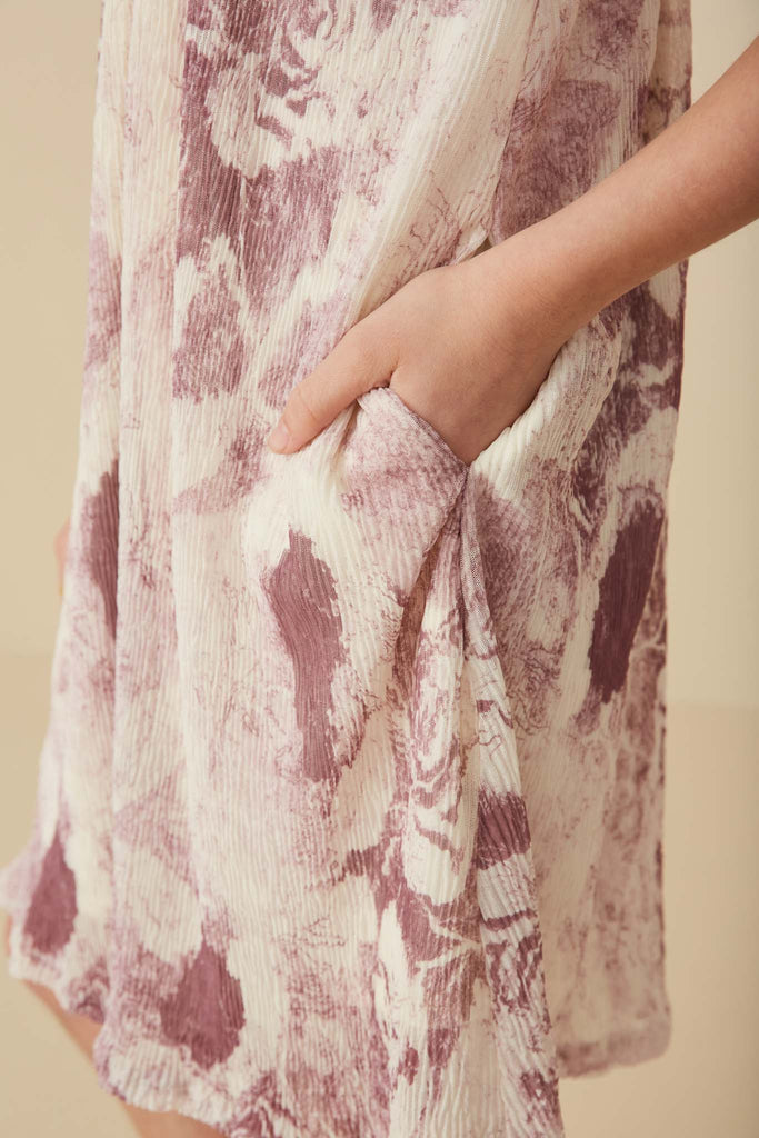 GY8309 Mauve Girls Soft Sheer Floral Textured Puff Sleeve Dress Detail