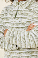 G4579 Olive Fuzzy Pullover Sweater Detail