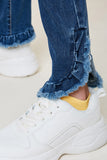G4620-MID DENIM Distressed Ruffle Hem Jeans Leg Detail