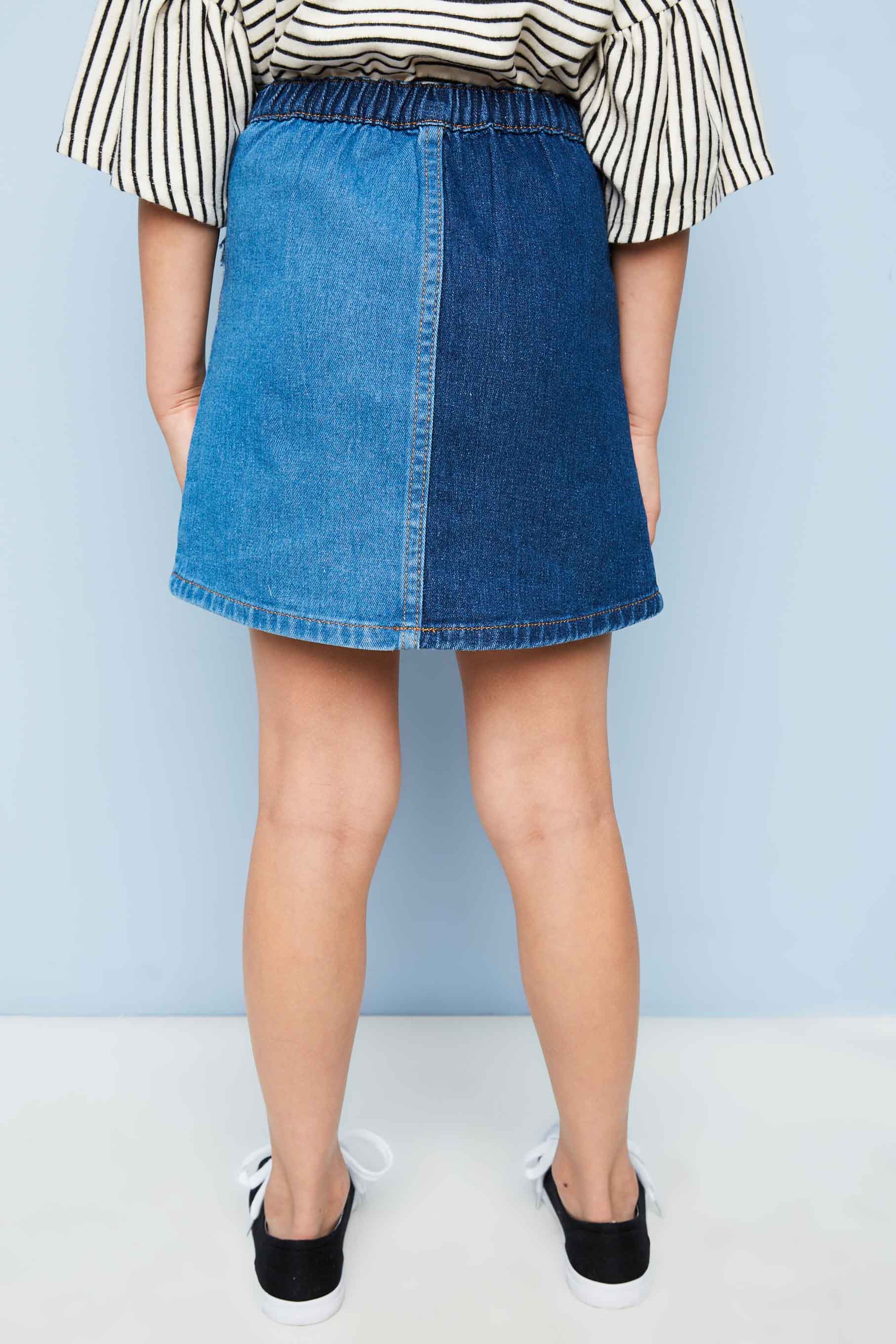 G5077 DENIM Two Tone Denim Skirt Back
