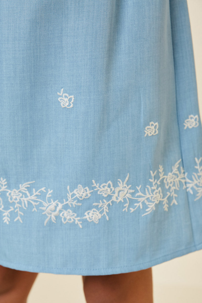 G7546 Off White Girls Floral Embroidered Chambray Skirt Detail