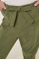 G7966-ARMY Belted Joggers Front Detail