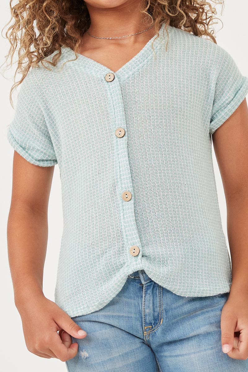 GDN4632 SAGE Girls Textured Knit Buttoned Twist Front Top Detail