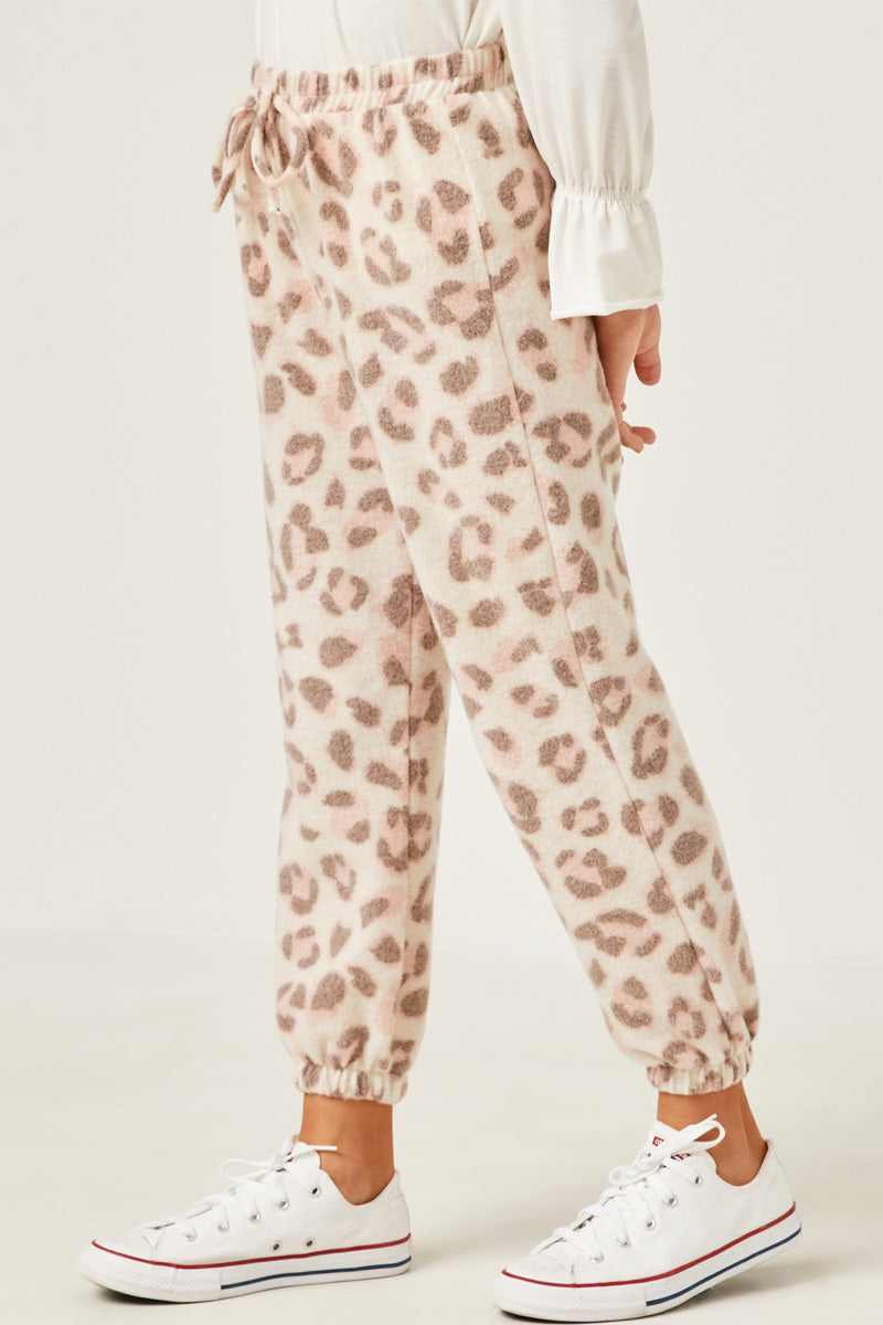 GDY2959 LEOPARD Girls Brushed Knit Leopard Joggers Side
