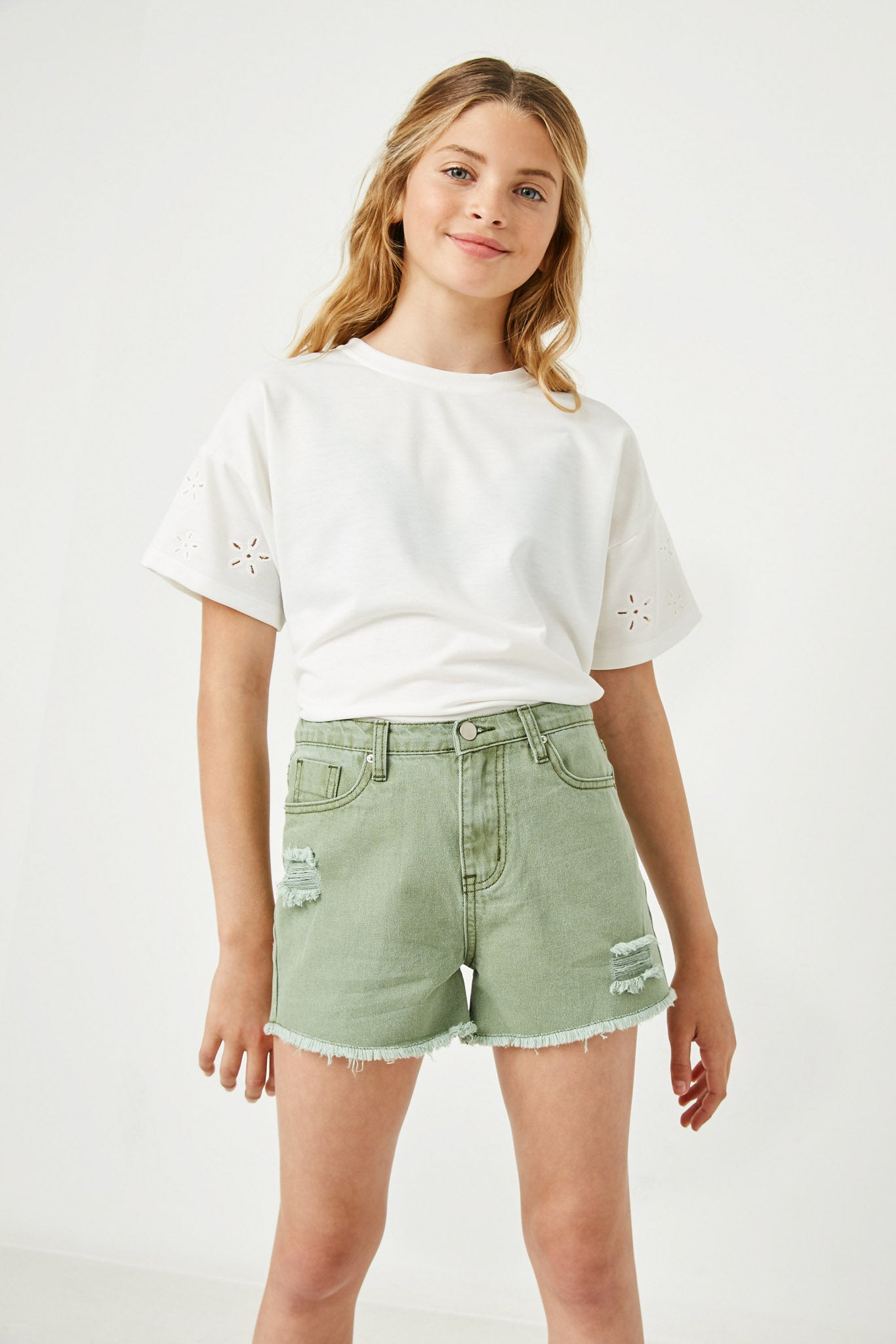 GJ3329 Olive Girls Distressed Washed Color Denim Shorts Front