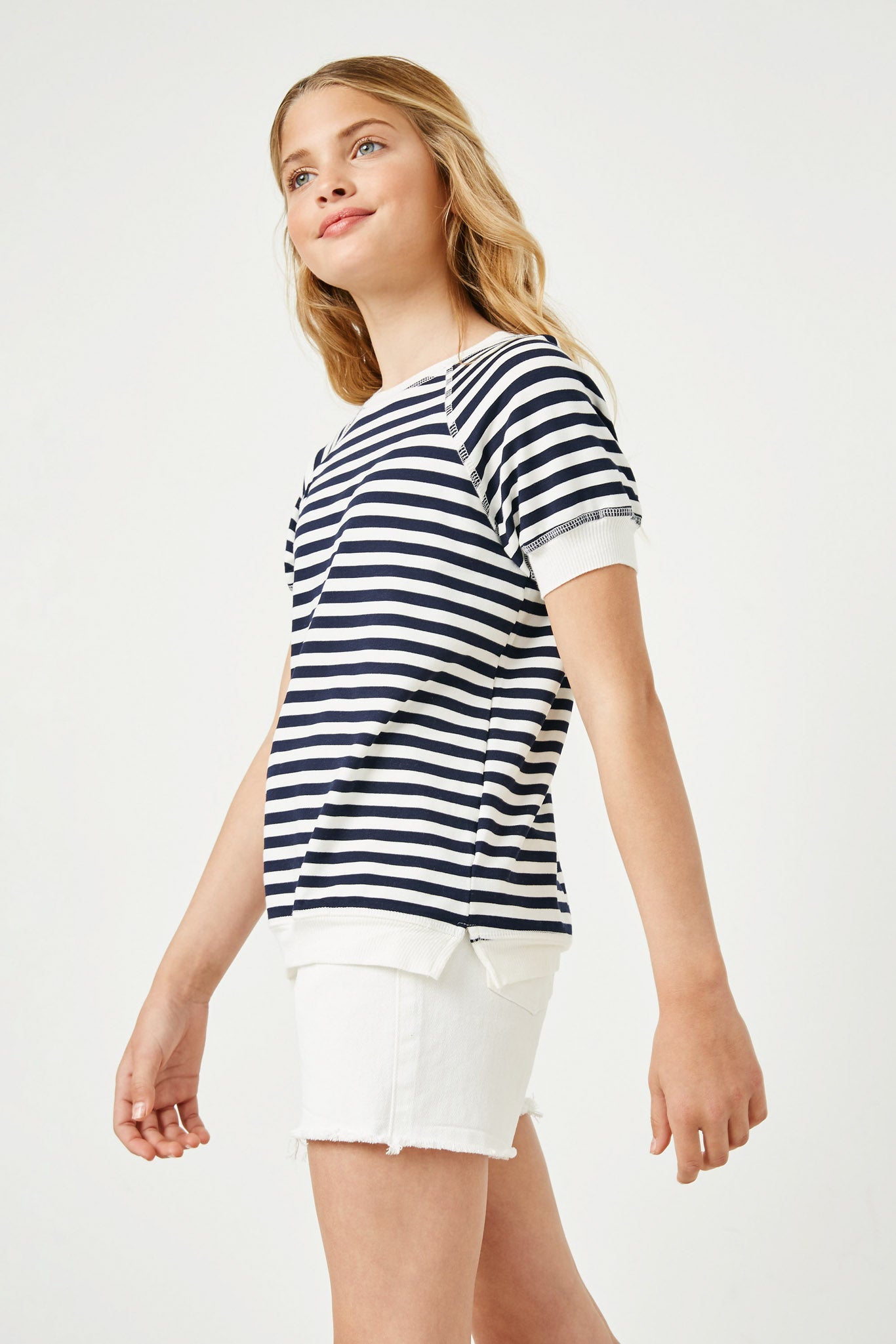 GJ3414 NAVY Girls Banded Knit Stripe Raglan Tee Front