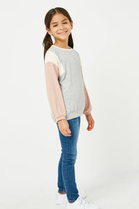 GJ3486 HEATHER GREY Girls Contrast Paneled Ribbed Knit Relaxed Tee Full Body
