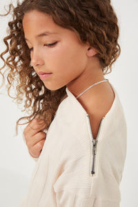 GK1215 Cream Girls Textured Zipper Detail Long Sleeve Knit Top Detail