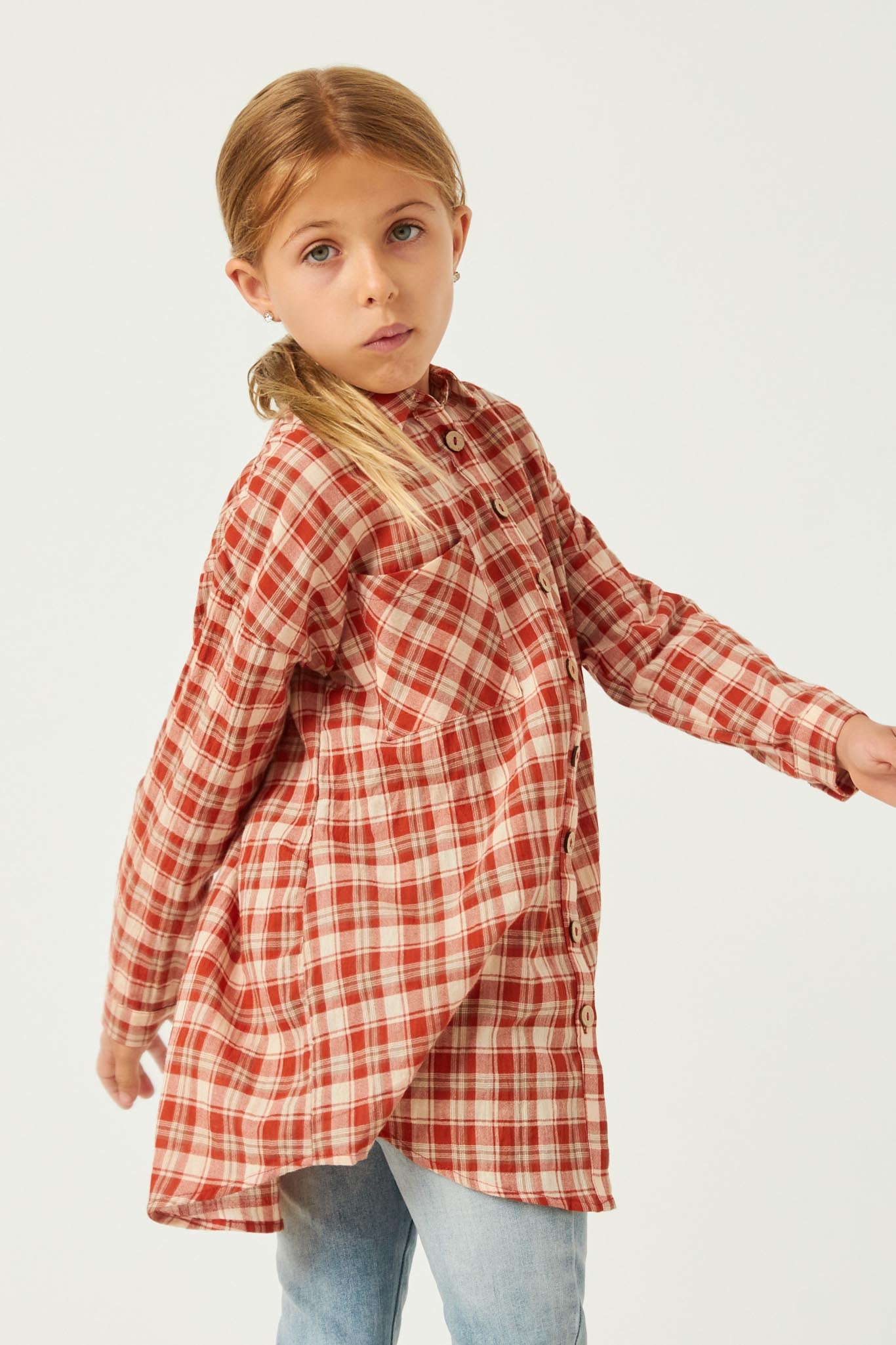 GN4313 Rust Girls Plaid Oversize Pocket Button Up Long Sleeve Shirt Side
