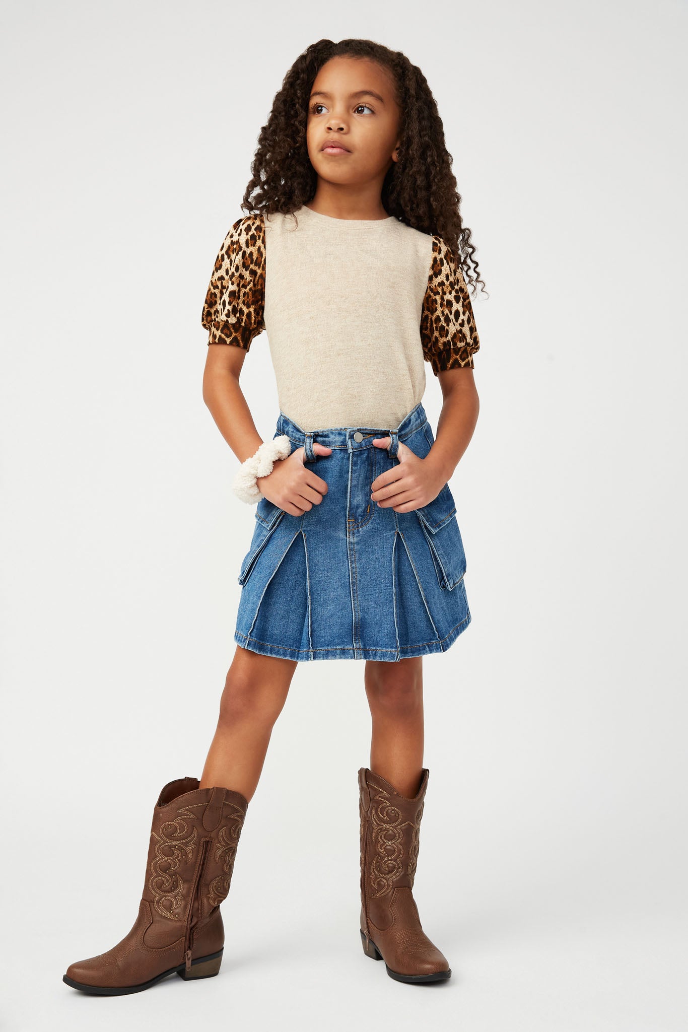 Smithsonian Cheetah Puff Sleeve Knit Top