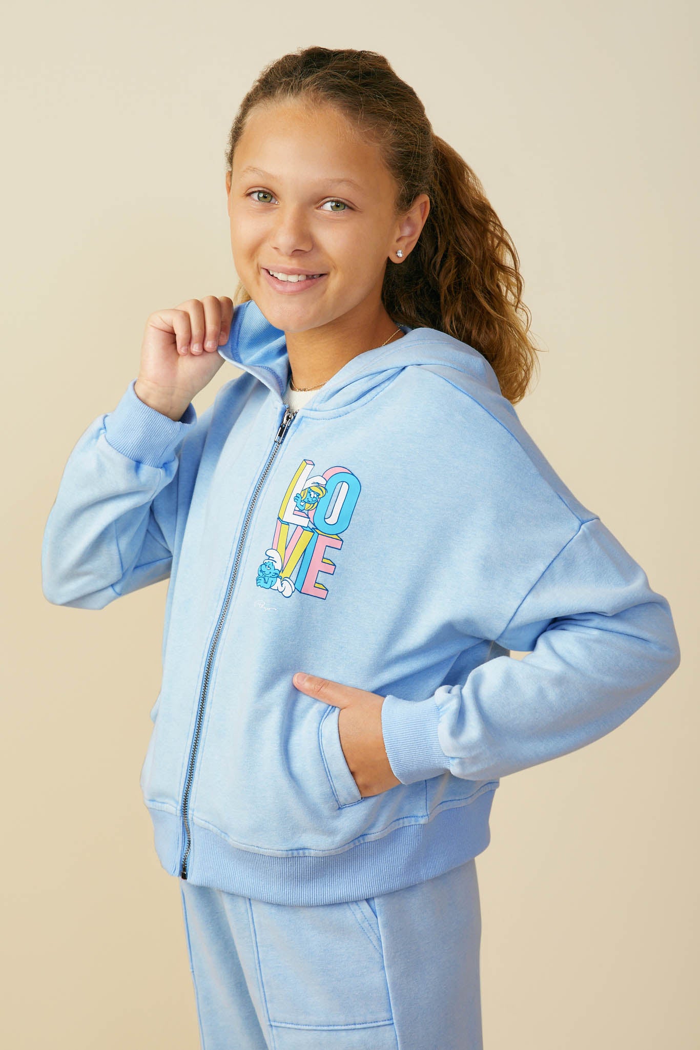 GS0046 Blue Smurfs Love You Large Graphic Garment Washed Hoodie Side