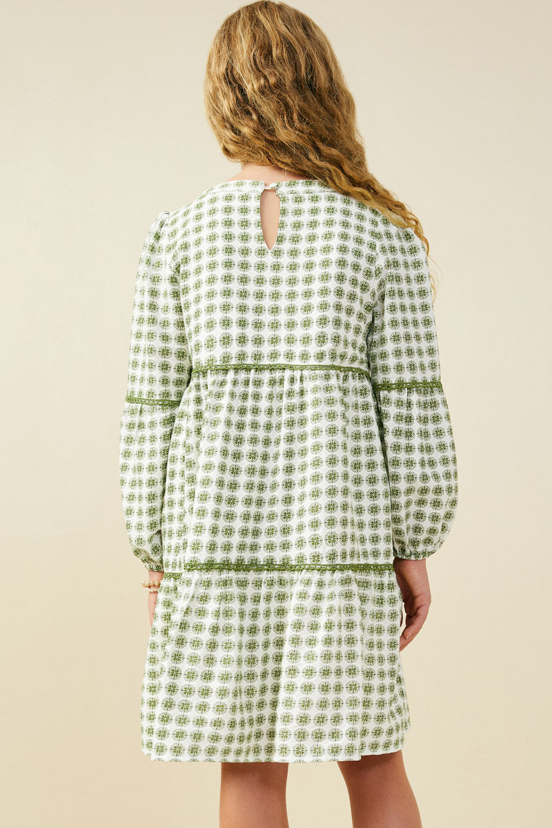 Smithsonian Shin Bijutsukai Contrast Lace Dress