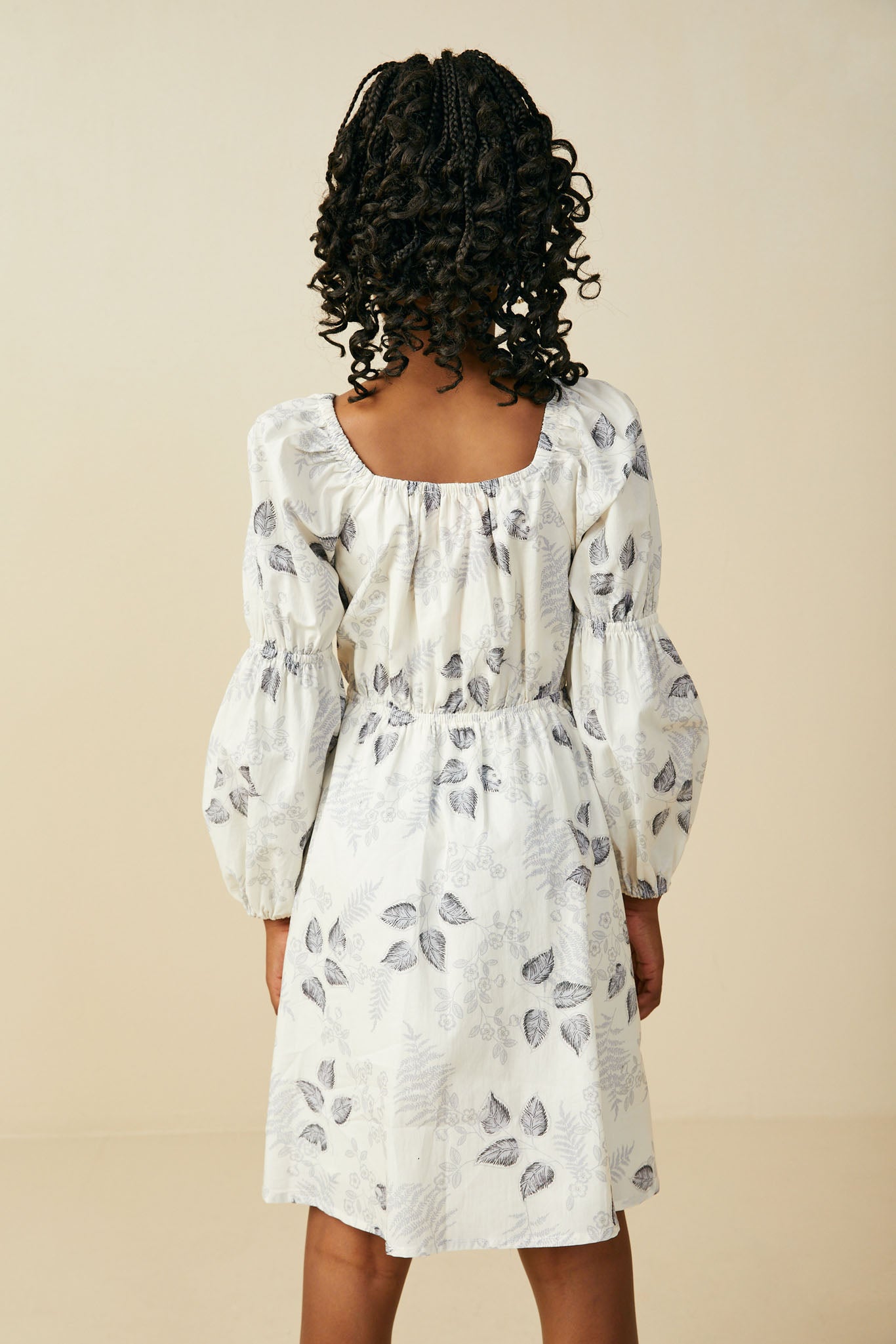 GS0077 Grey Girls Smithsonian Shin Bijutsukai Smocked Dress Back