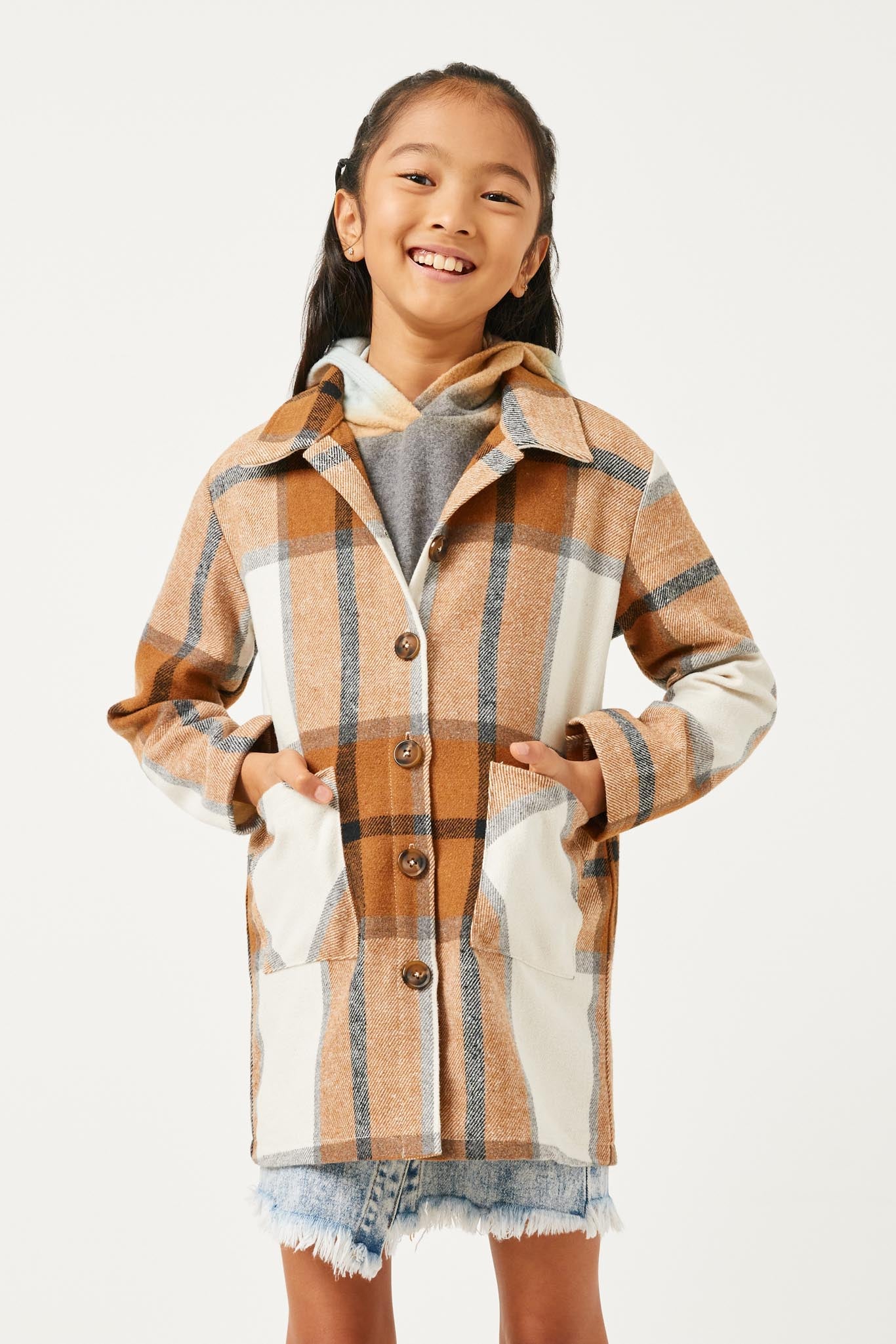 GY5257 CAMEL Girls Plaid Button Up Patch Pocket Coat Front