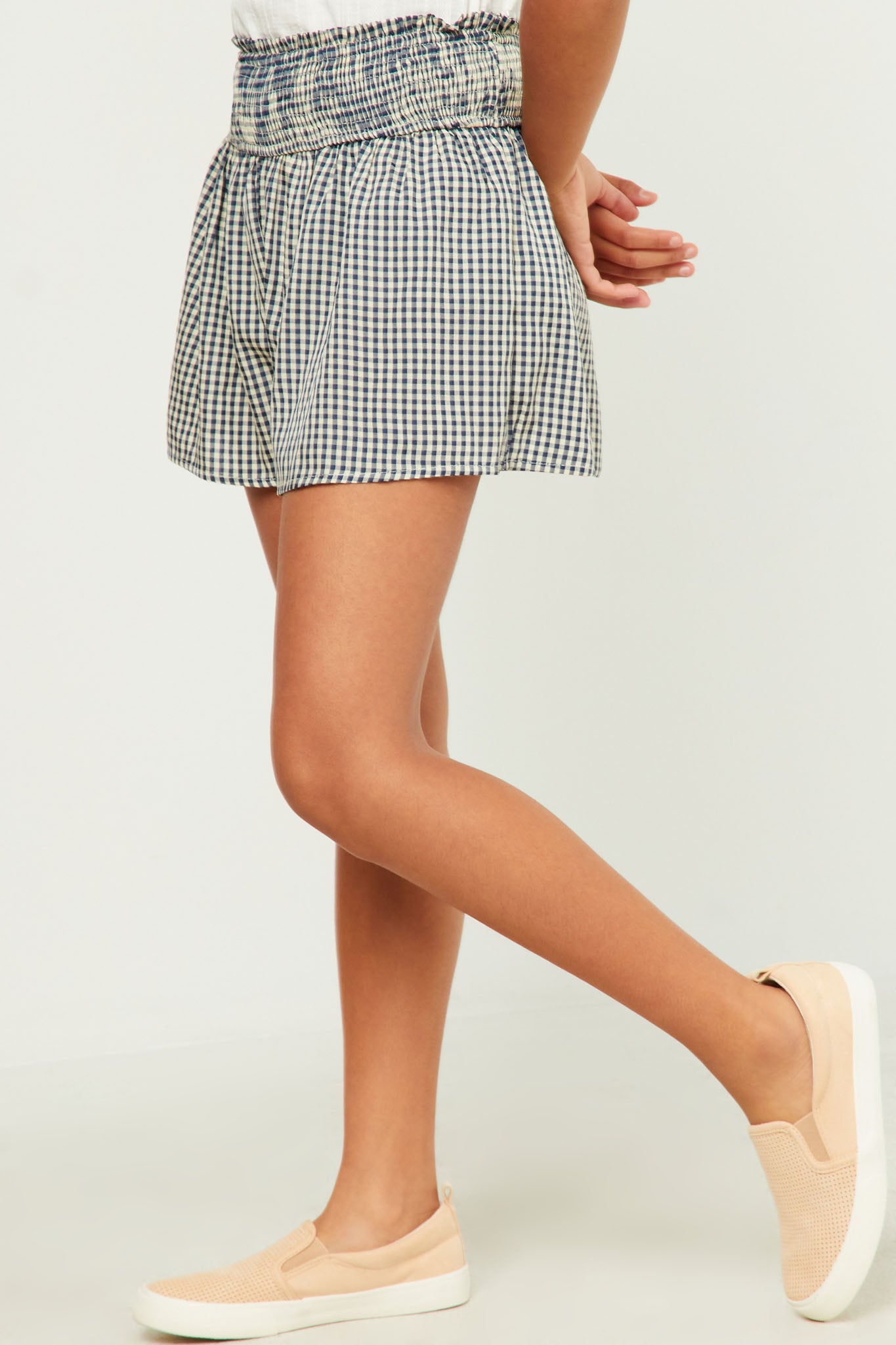 GY5599 NAVY Girls Gingham Print Smocked Waist Shorts Side