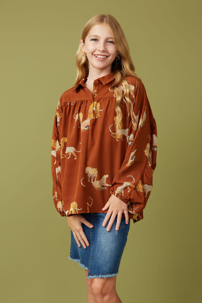 Girls Cheetah Print Dolman Sleeve Collared Top Front