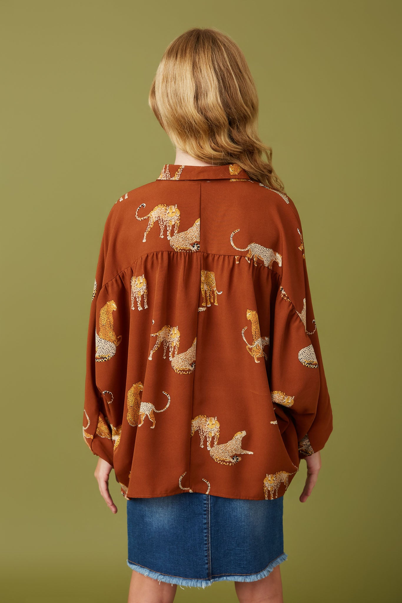 Girls Cheetah Print Dolman Sleeve Collared Top Back