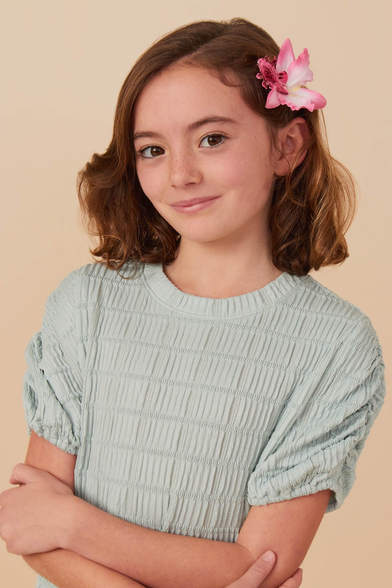 Textured Gathered Sleeve Stretch Knit Top