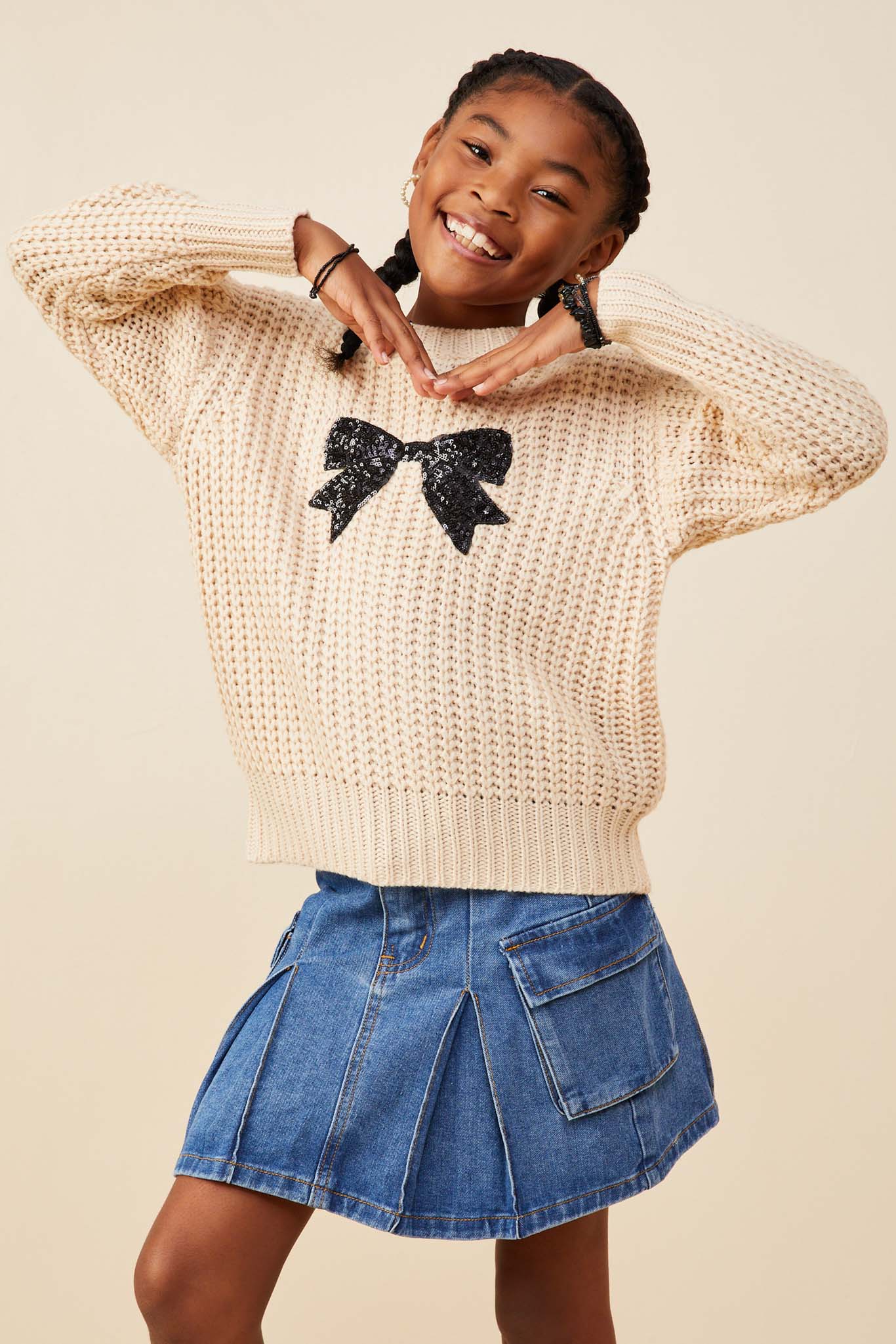 Low Gauge Sweater with Sequin Bow Patch