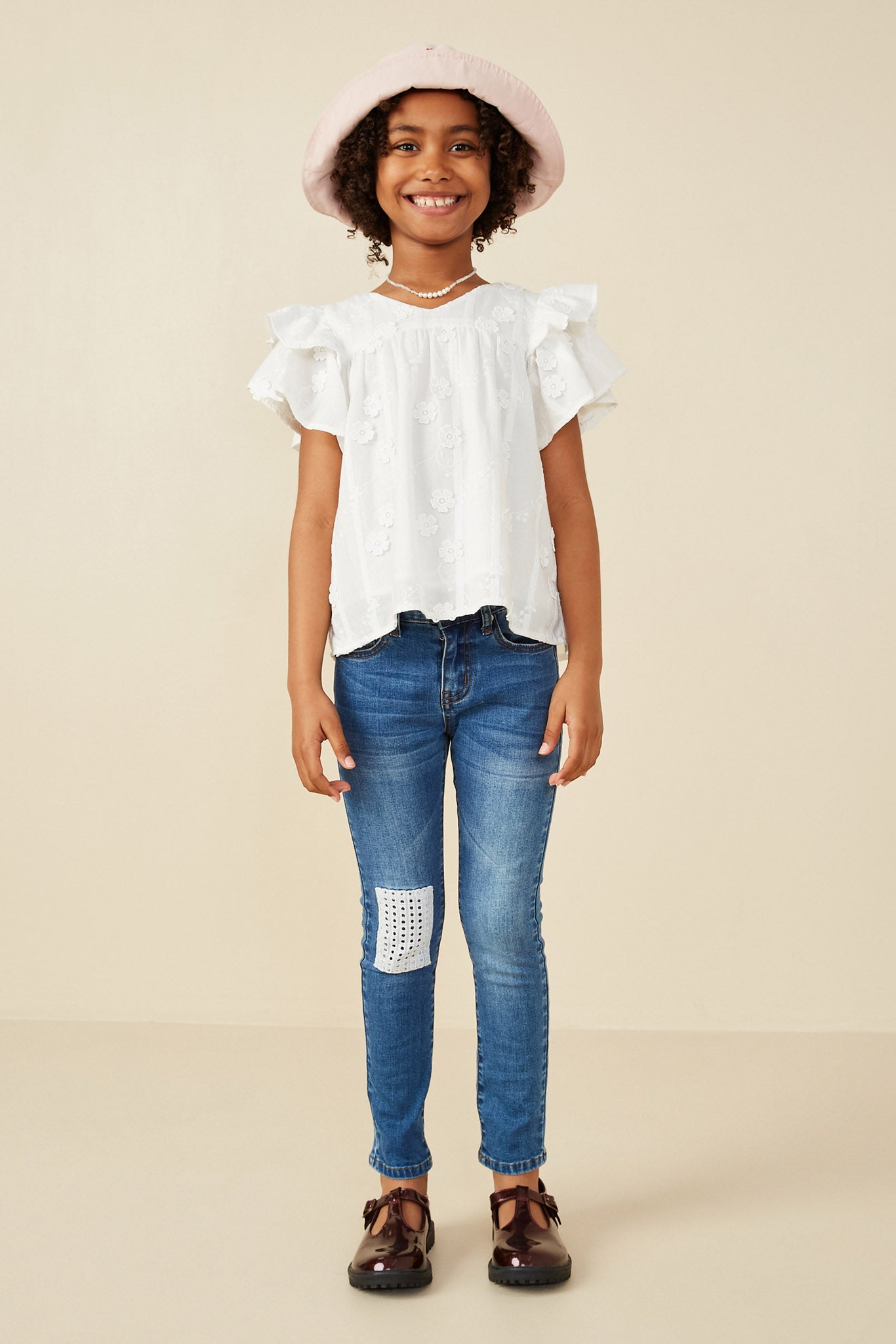 Crochet Floral Detailed Ruffle Sleeve Top