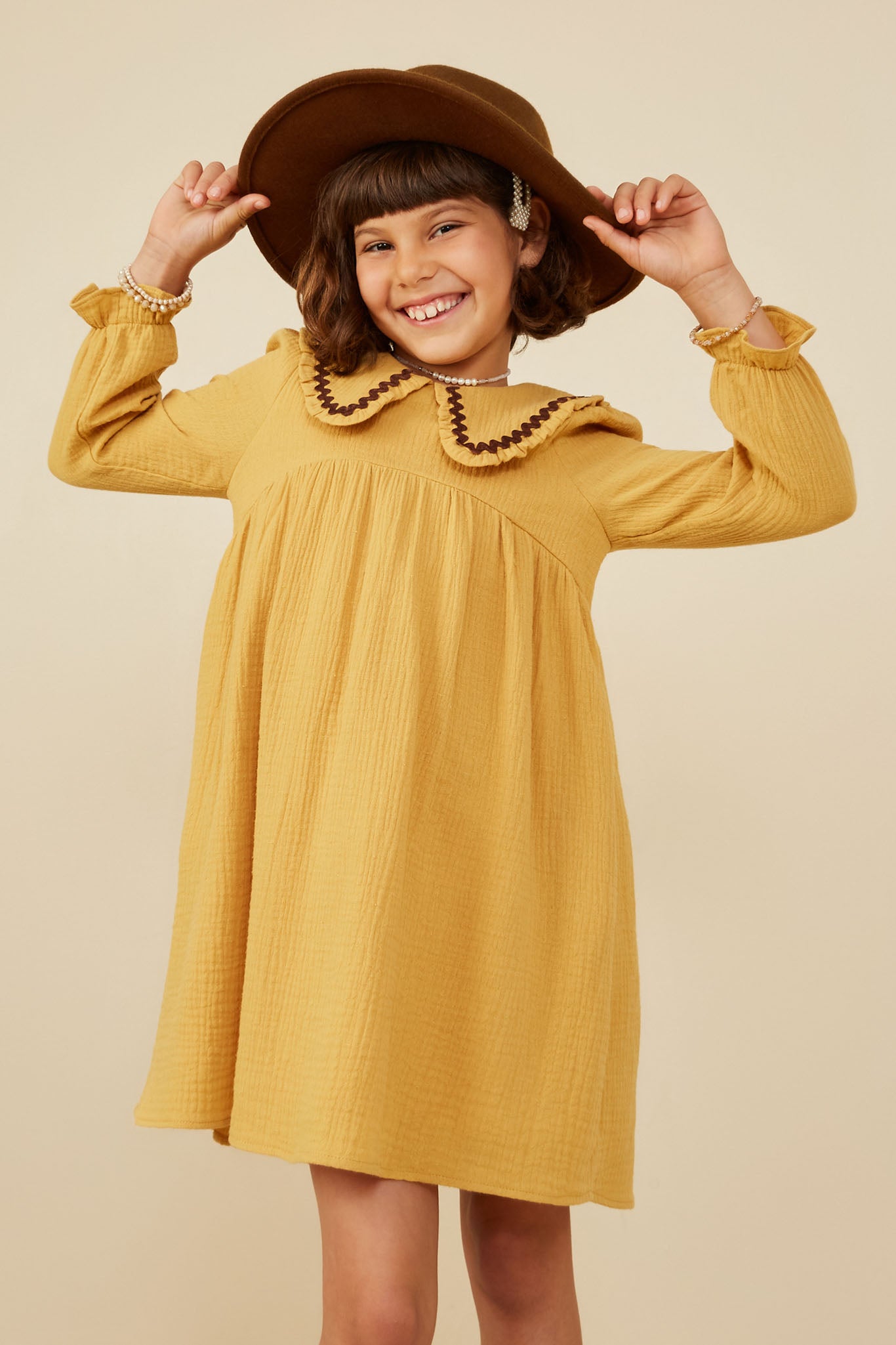 Girls Textured Trimmed Wavy Dress