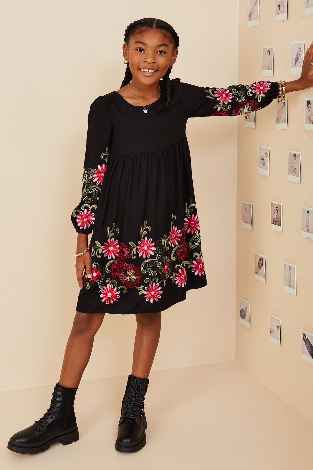 Embroidered Detail Long Sleeve Scoop Neck Dress
