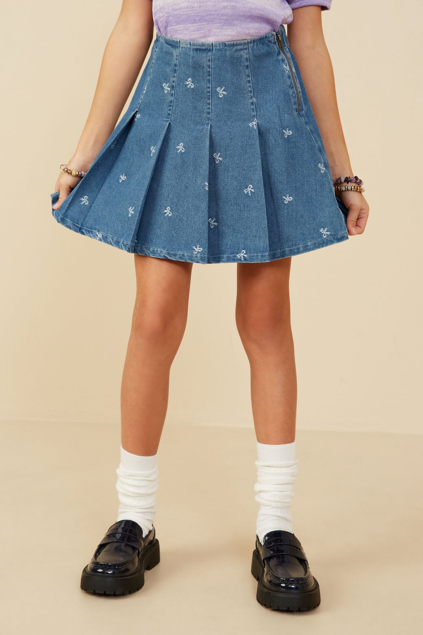 Bow Printed Pleated Denim Skirt