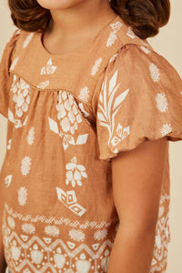 GY9142 Taupe Girls Geometric Floral Print Puff Sleeve Top Detail
