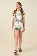 GY9181 Black Girls Elastic Waist Ruffle Textured Stripe Knit Shorts Pose