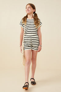 GY9181 Black Girls Elastic Waist Ruffle Textured Stripe Knit Shorts Pose