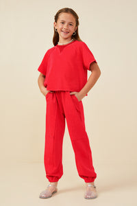 GY9358 Red Girls Washed Short Sleeve Knit Sweatshirt Pose