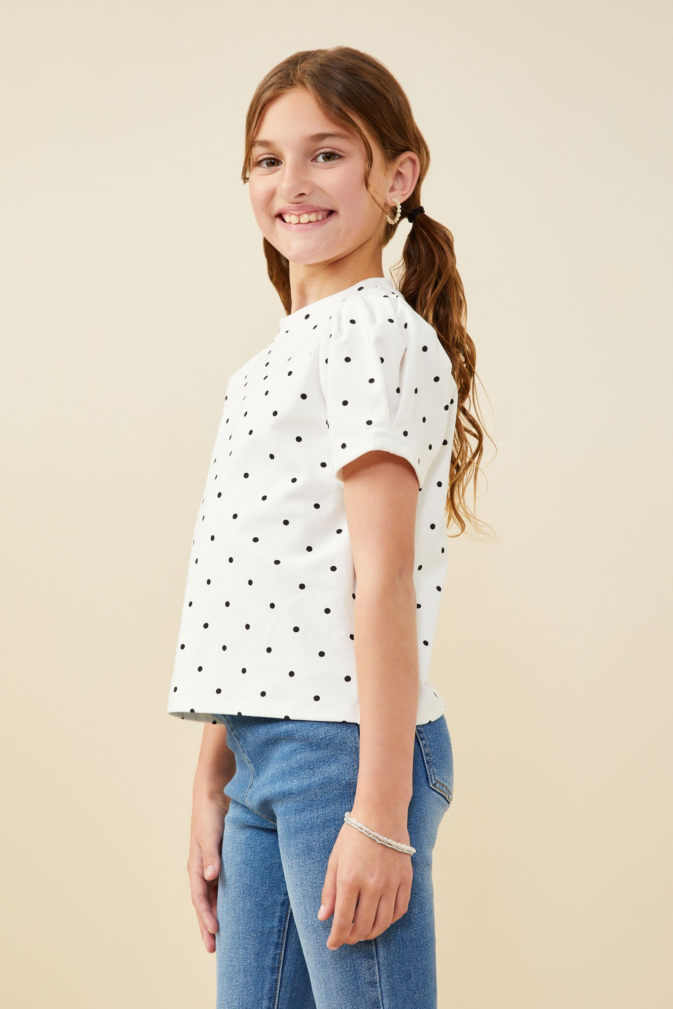 GY9556 Off White Girls Puff Sleeve Polka Dot Knit Tee Side 2