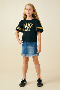 GY9580 Black Girls Gameday Varsity Stripe T Shirt Pose