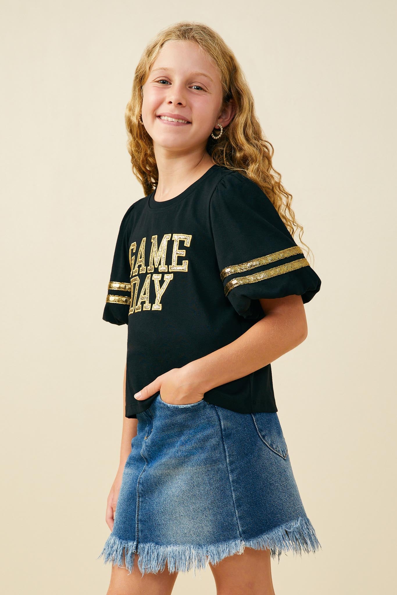 GY9580 Black Girls Gameday Varsity Stripe T Shirt Side