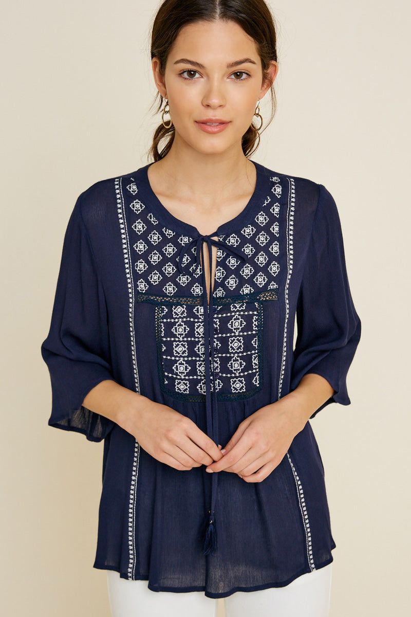 H7094-Navy Front Detail