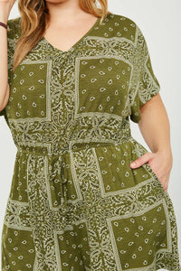 HJ3373W OLIVE Plus Bandana Print Pocket Knit Romper Detail