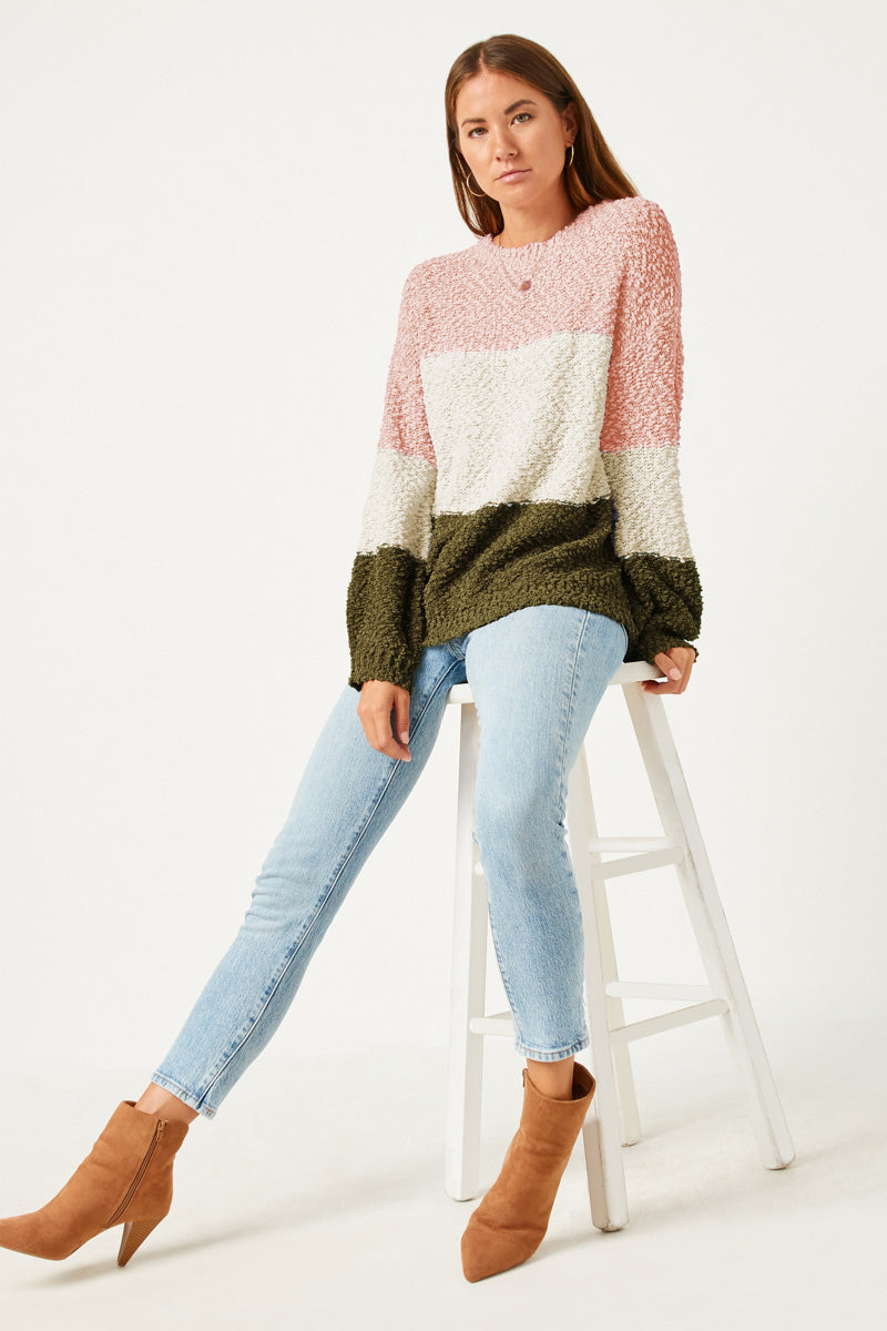 HY5239 OLIVE Womens Color Block Popcorn Pullover Roundneck Sweater Pose