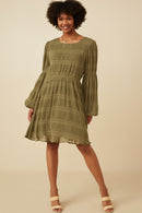Womens Mixed Pleated Peasant Sleeve Dress Full Body