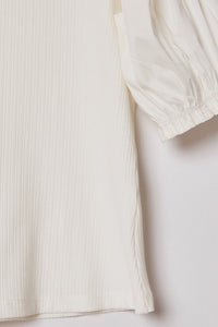 G11107-Off White Pleated Cinched Sleeve Top Detail