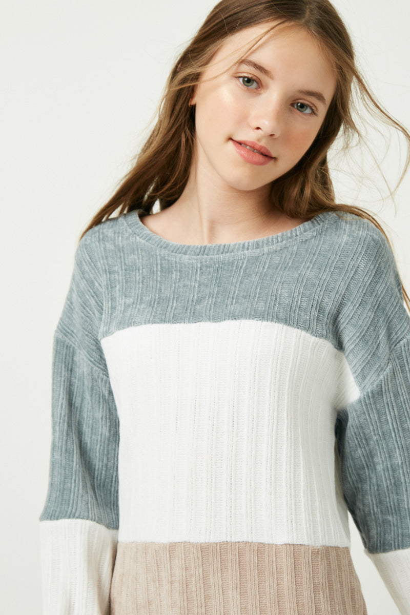 GY1297 CREAM MIX Girls Chunky Knit Colorblock Top Detail