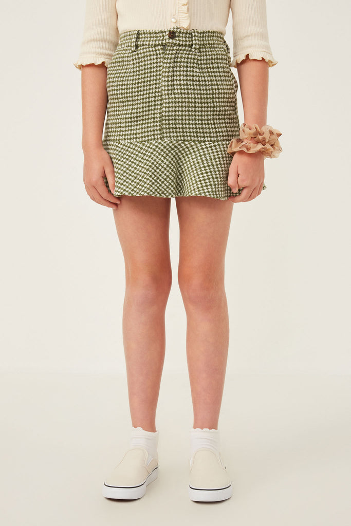GY6306 Olive Girls Shorts Lined Checked Ruffle Hem Skirt Front