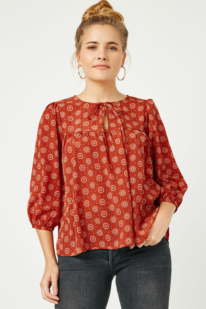 HN4172 RUST Womens Tie Neck Floral Printed Peasant Top Front